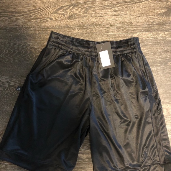 jordan shimmer short